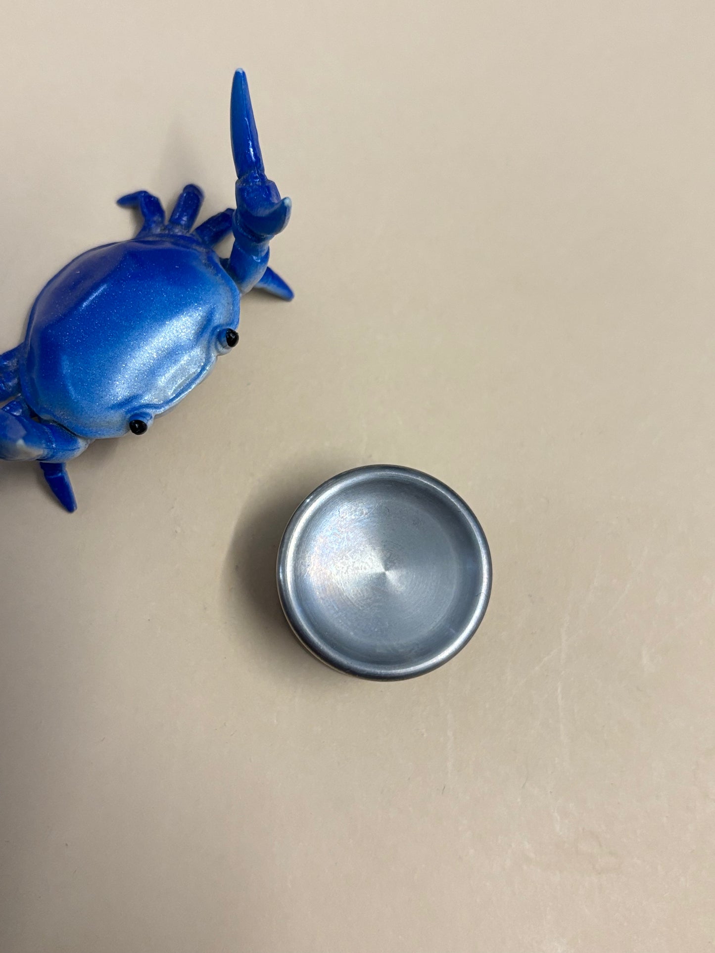 KAP - tungsten - mega horizon button - fidget toy