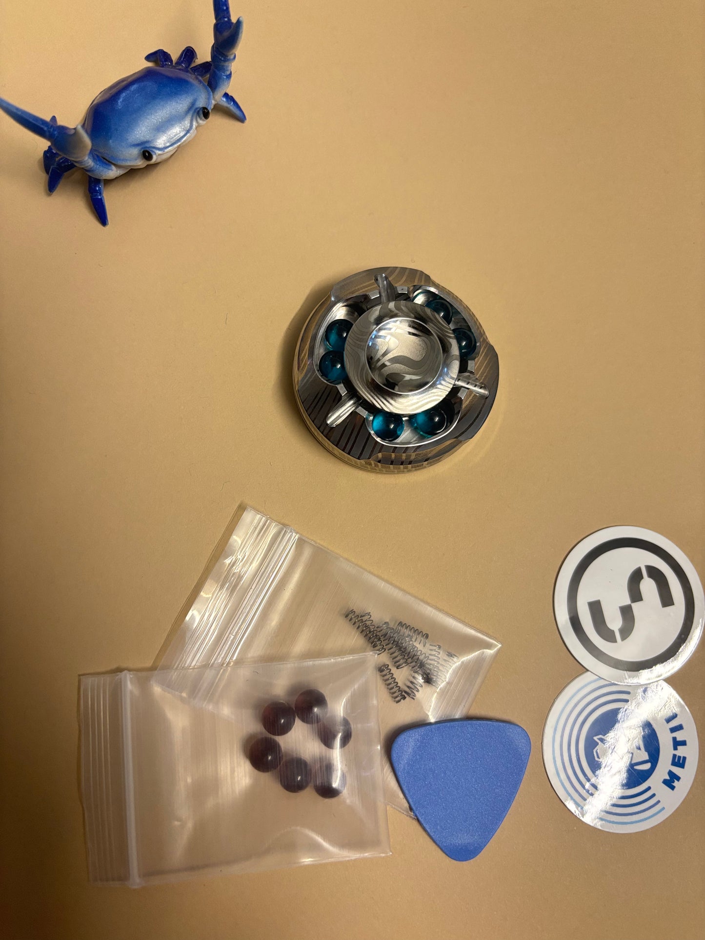 Metilis - Thousance Falcon Lite - fidget toy
