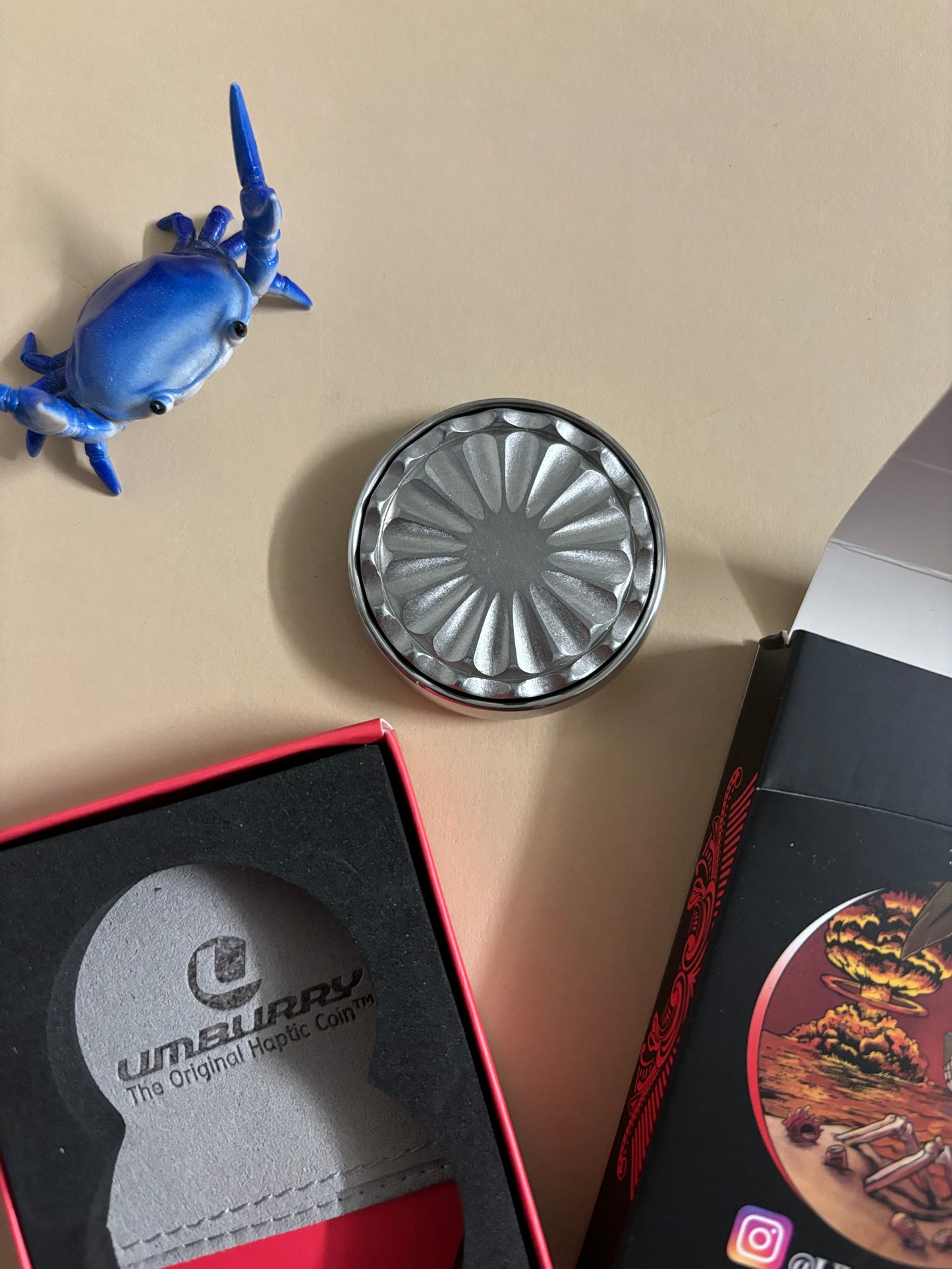 Umburry Gryo glyde - haptic coin - fidget toy