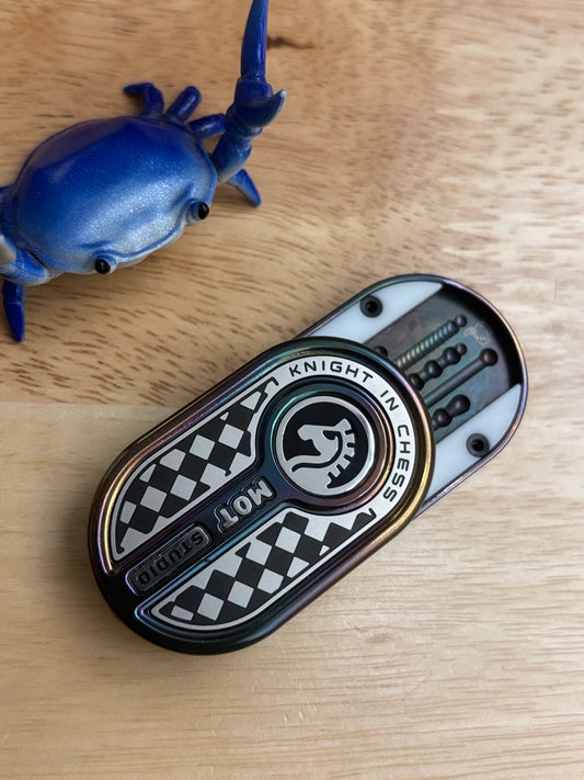 MOT - Groove Ultra – Gambit Knight - zirc  fidget toy