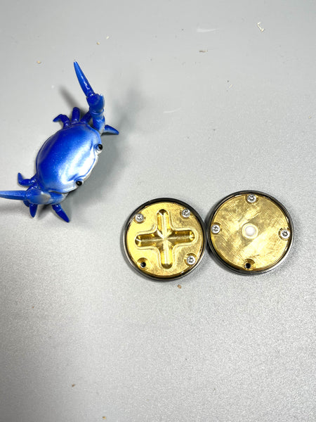Fidget things - coinfig - zirc / brass plates / zen design