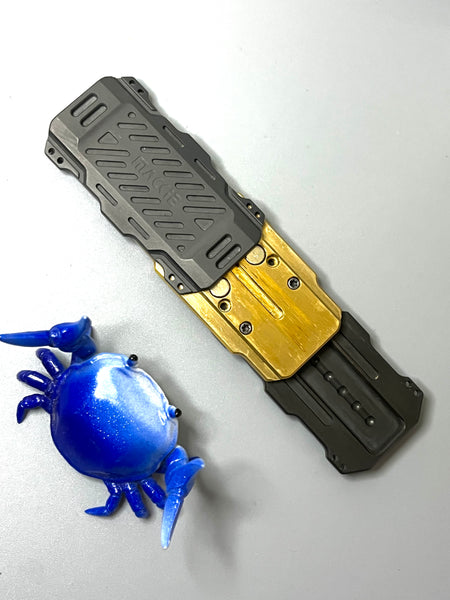 Mackie - CP2 zirc/brass - fidget slider - fidget toy