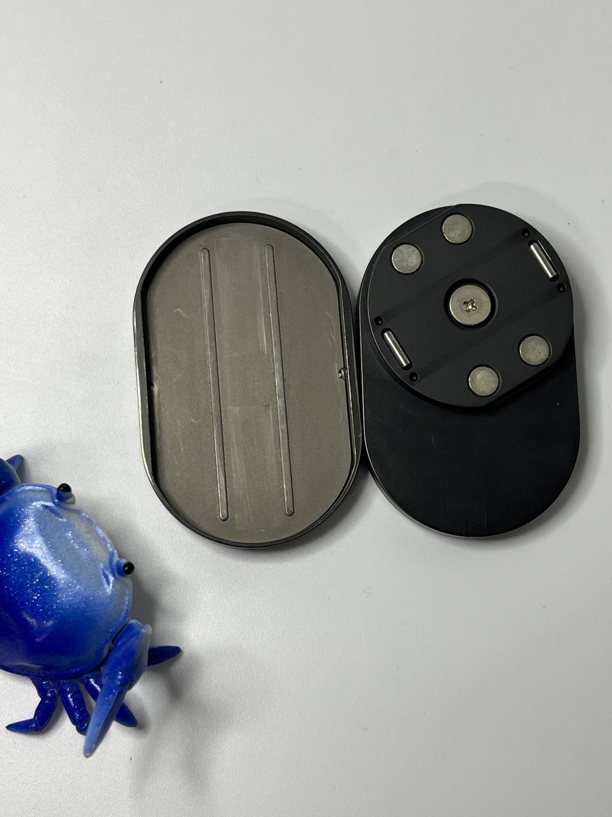 ACEDC x Gobigger - Milkia - zirc - fidget slider - fidget toy ACEDC x Gobigger - Milkia - zirc - fidget slider - fidget toy