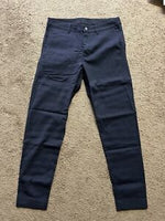 Outlier workdarts - 31 x 29.5 bluetint gray - New